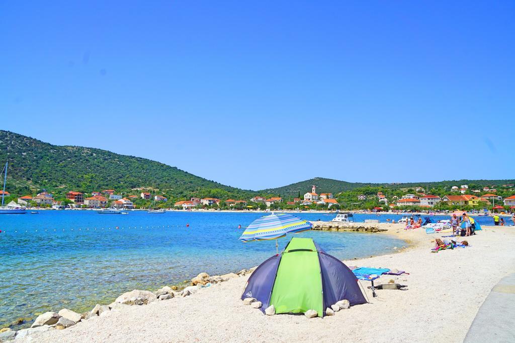 Apartments Borozan Винишче Экстерьер фото