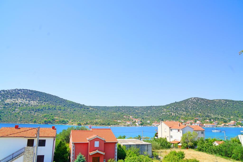Apartments Borozan Винишче Экстерьер фото